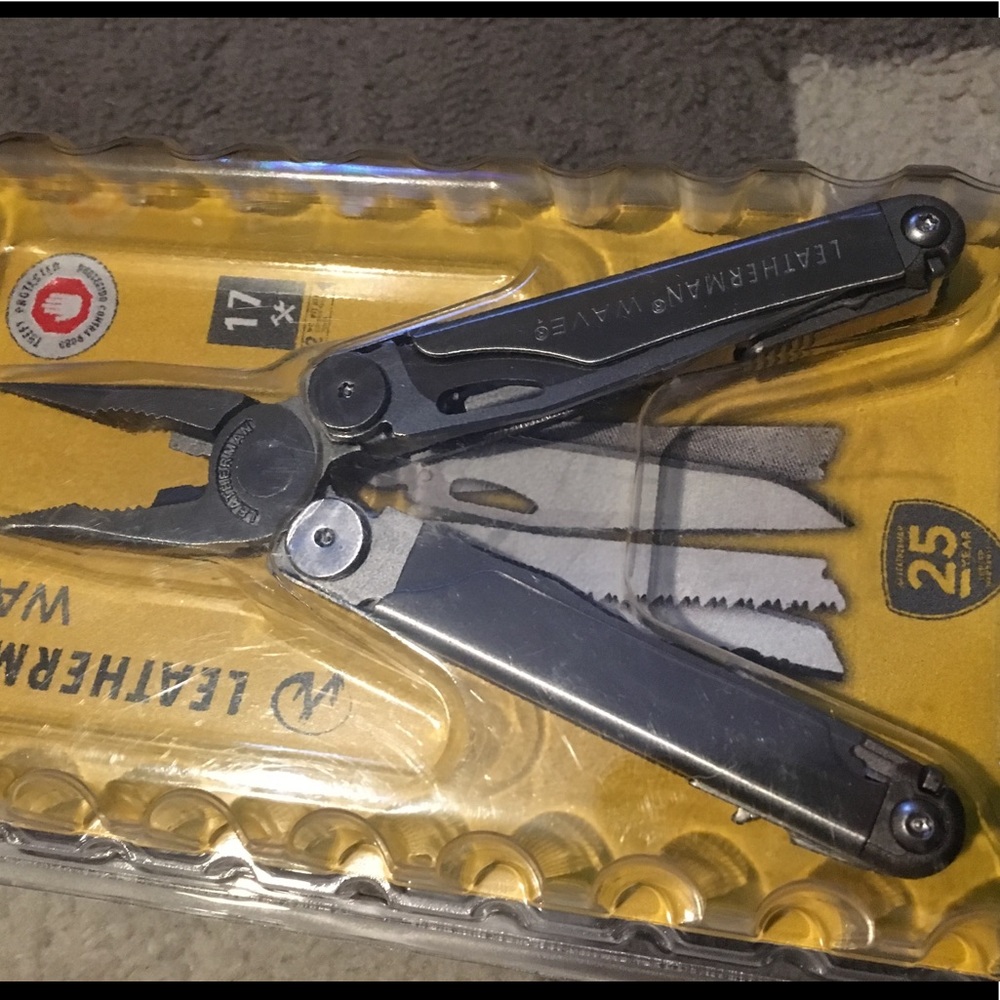 Leatherman wave